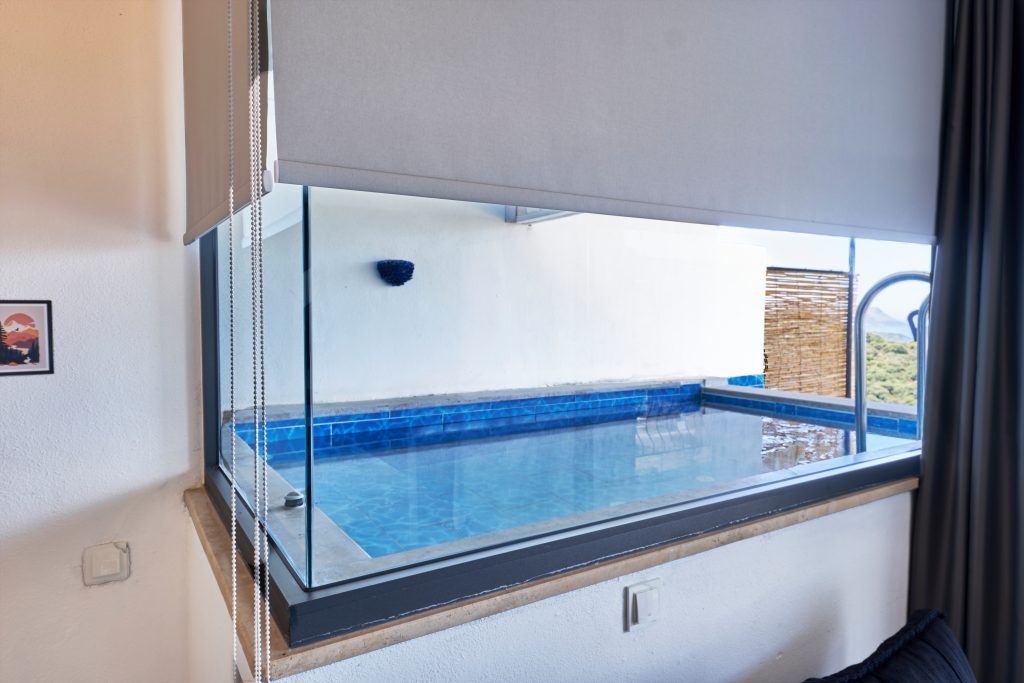 Superior Oda ( Havuzlu DENİZ MANZARALI )