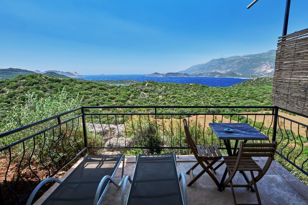 Superior Oda ( Havuzlu DENİZ MANZARALI )